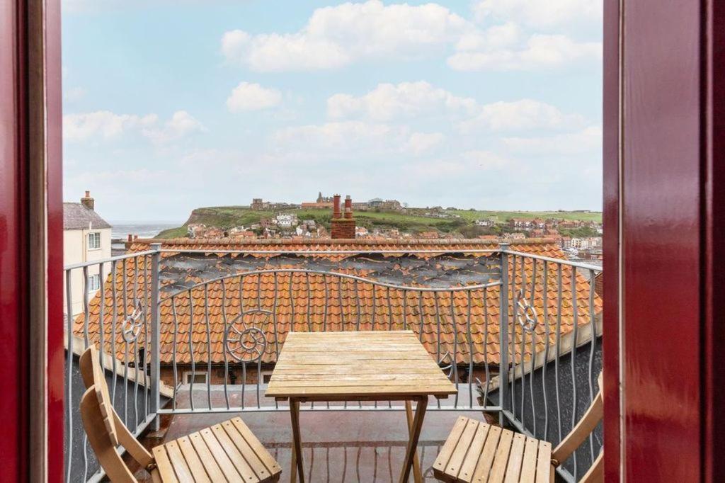 Silver Street Suites Whitby Esterno foto
